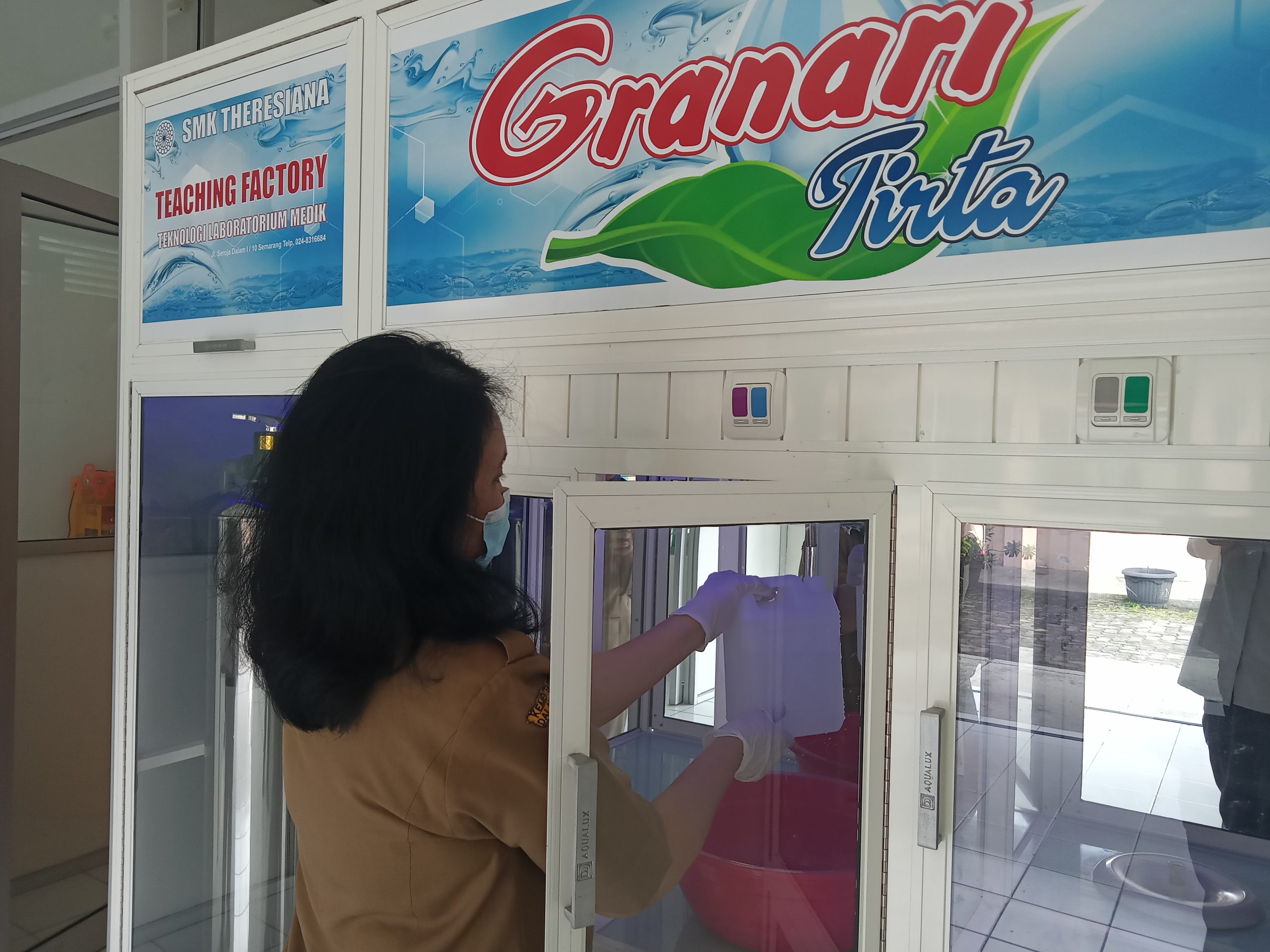 Read more about the article UPAYA MEMPERTAHANKAN KUALITAS DEPOT AIR MINUM ISI ULANG GRANARI TIRTA